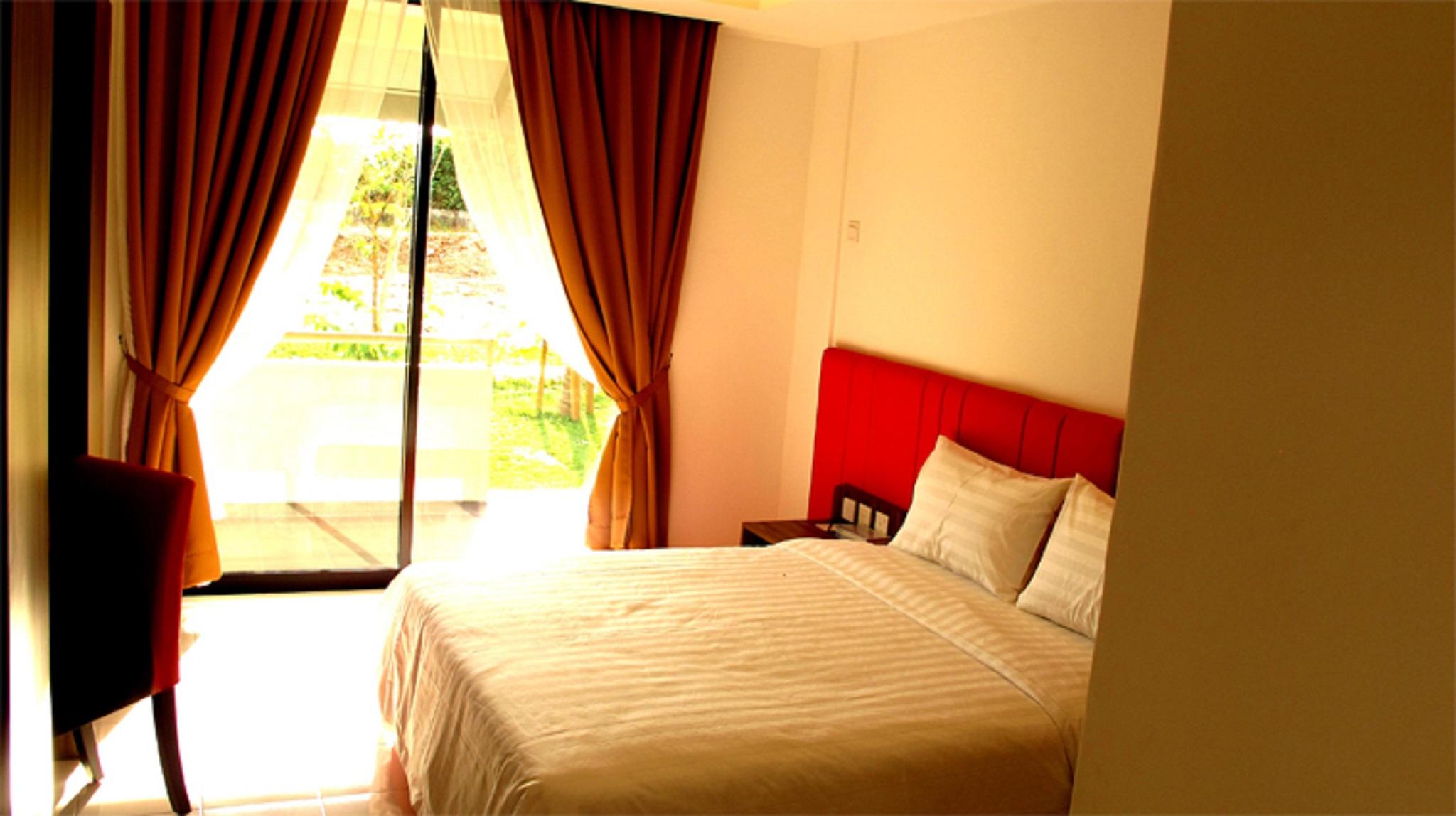 Alia Residence Business Resort Padang Mat Sirat Eksteriør bilde