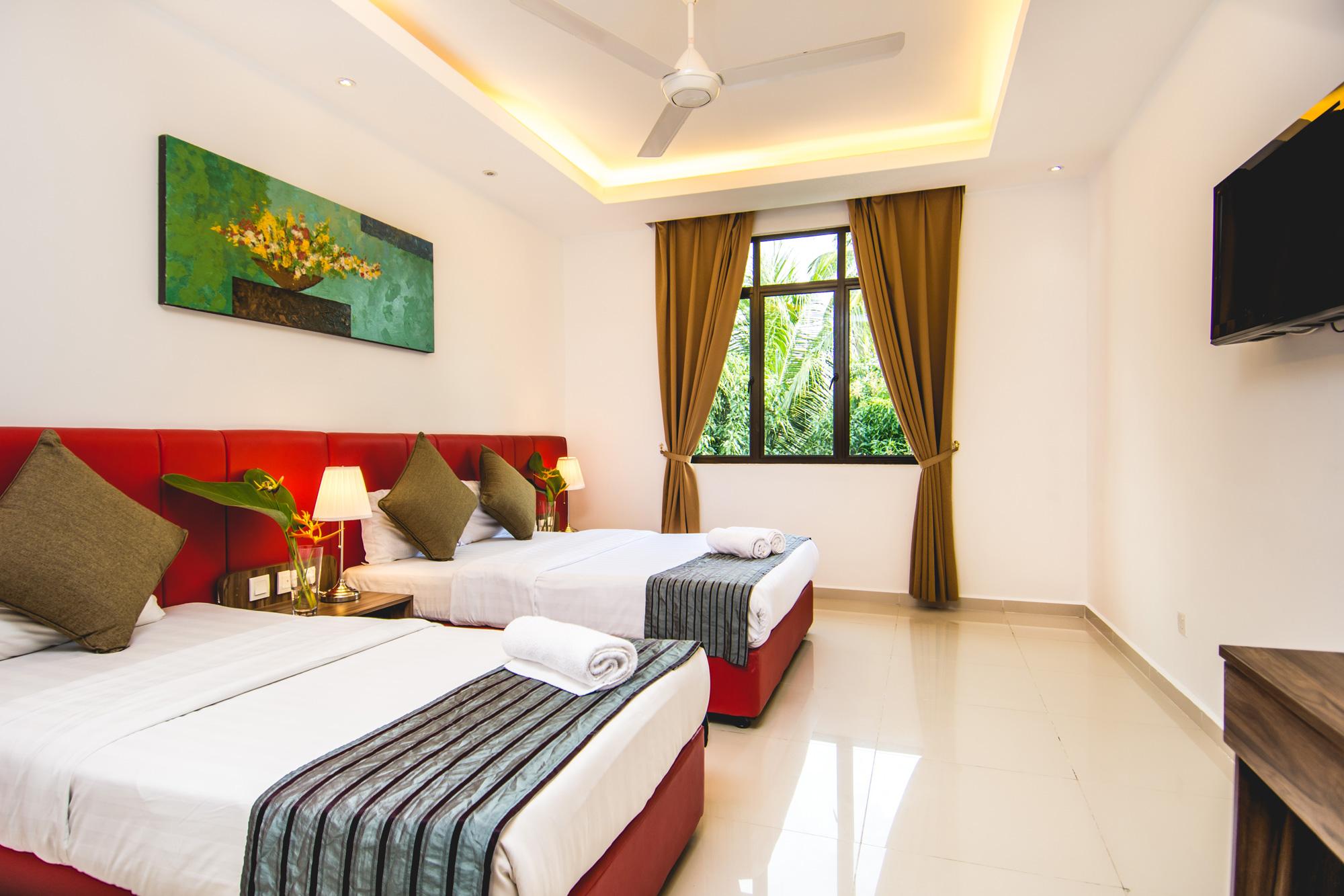 Alia Residence Business Resort Padang Mat Sirat Eksteriør bilde