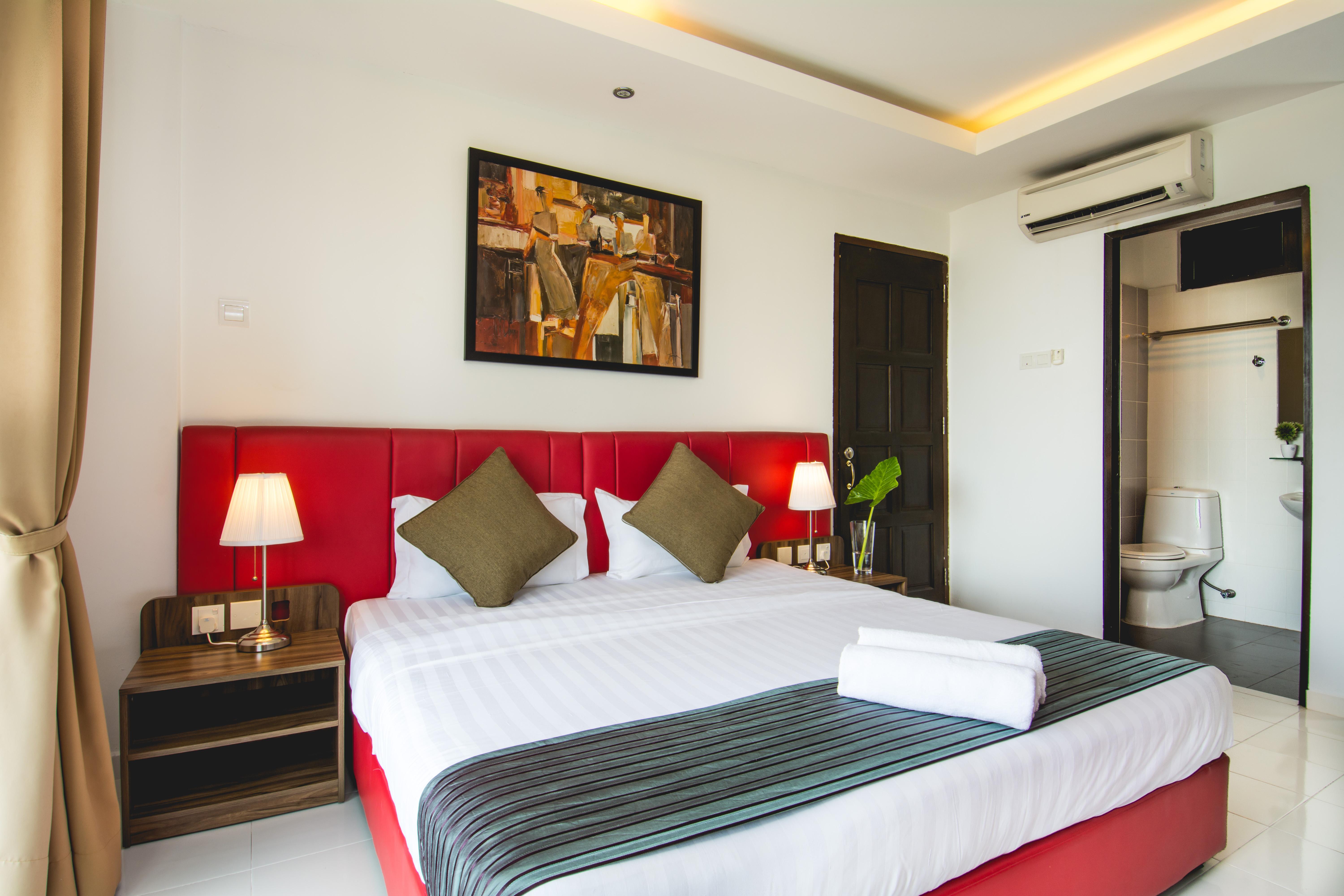 Alia Residence Business Resort Padang Mat Sirat Eksteriør bilde