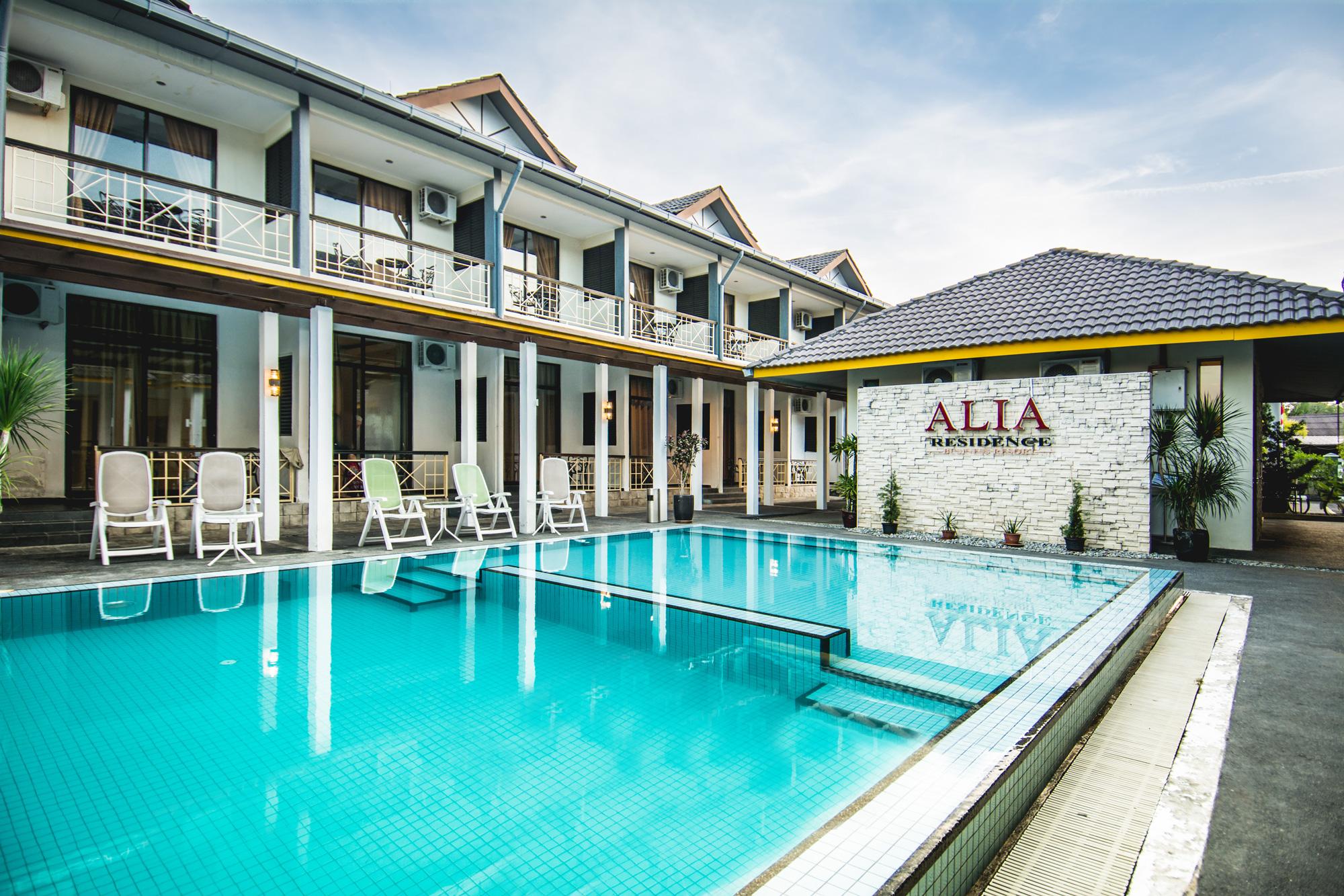 Alia Residence Business Resort Padang Mat Sirat Eksteriør bilde