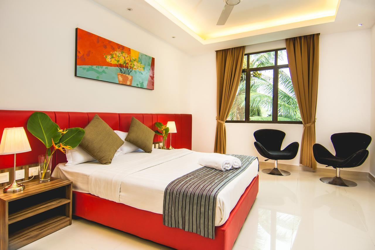 Alia Residence Business Resort Padang Mat Sirat Eksteriør bilde