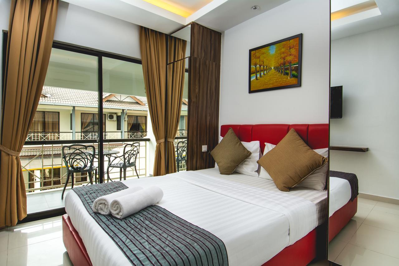 Alia Residence Business Resort Padang Mat Sirat Eksteriør bilde